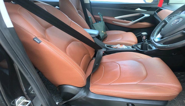 2021 MG HECTOR PLUS SHARP 2.0 DIESEL TURBO MT 6-STR, Diesel, Manual, 29,332 km, interior