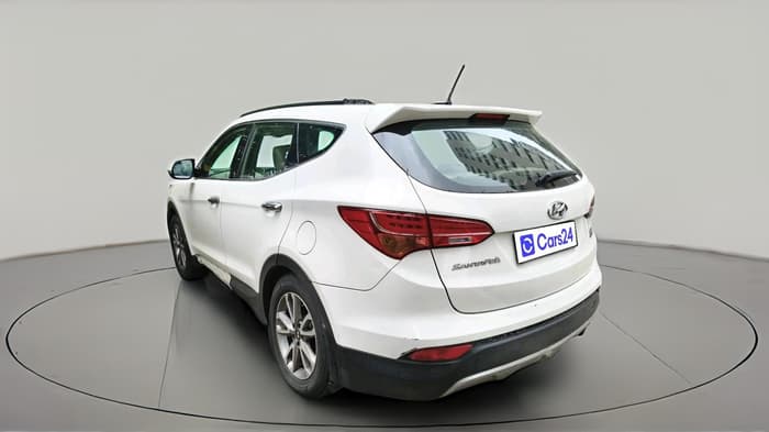 2016 Hyundai Santa Fe 4 WD AT, Diesel, Automatic, 1,57,284 km, exterior