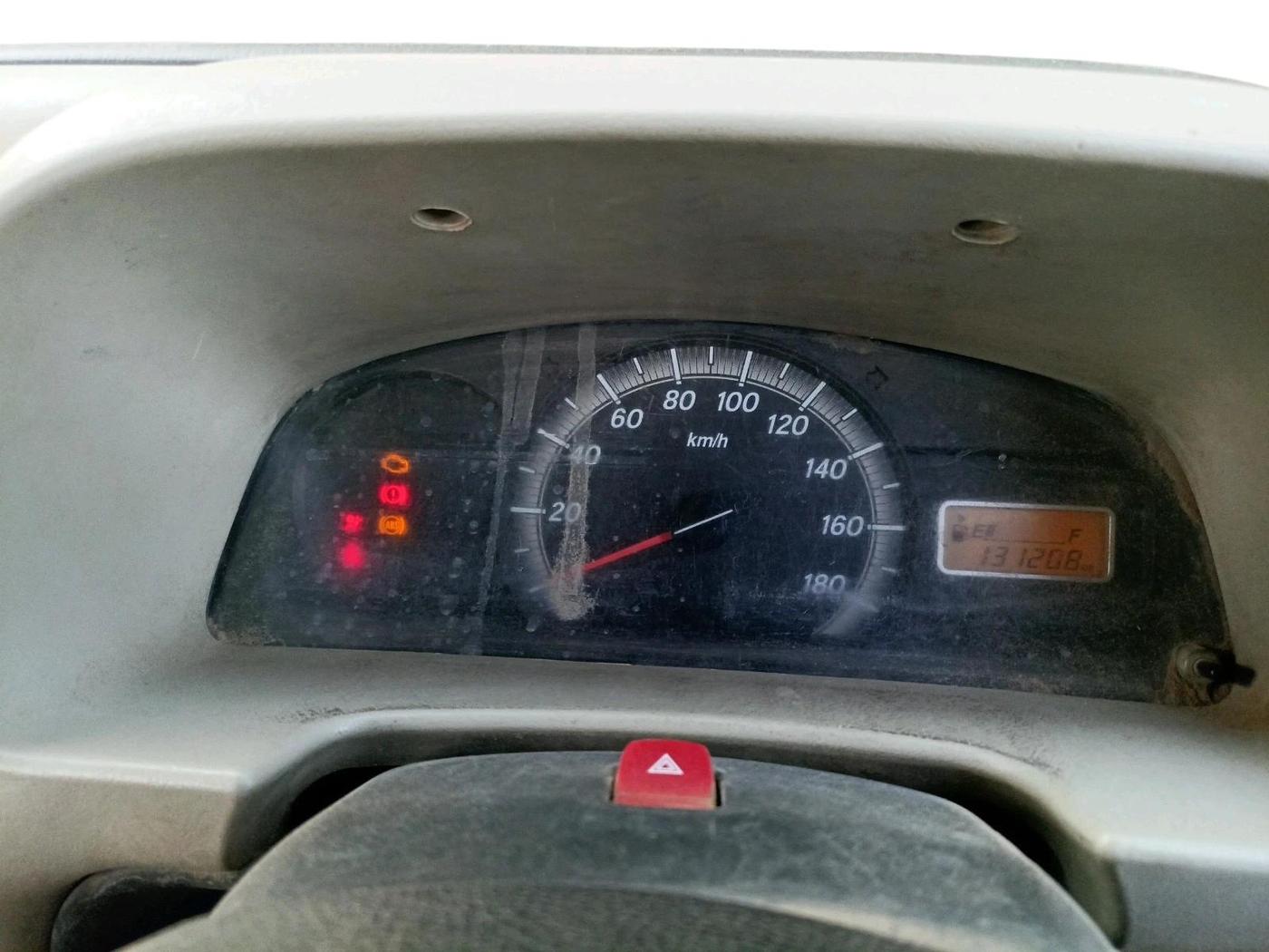 2019 Maruti Eeco 7 STR, CNG, Manual, 1,31,208 km, interior