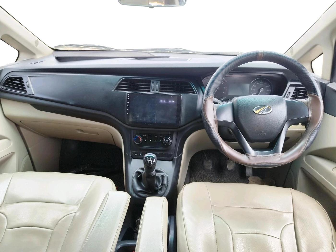 2018 Mahindra MARAZZO M2 8 STR, Diesel, Manual, 1,25,496 km, interior