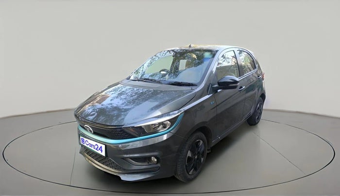 2024 Tata TIAGO EV XZ PLUS TECH LUX LONG RANGE, Electric, Automatic, 32,057 km, exterior