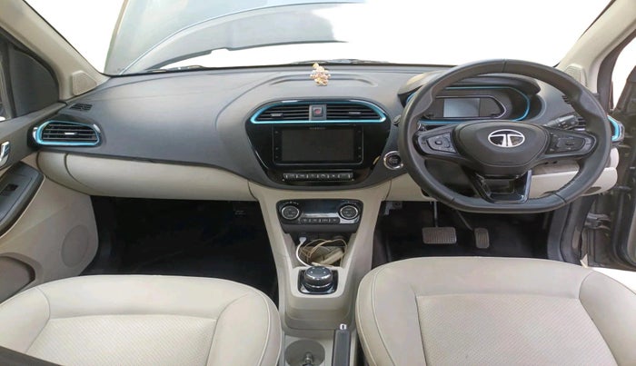 2024 Tata TIAGO EV XZ PLUS TECH LUX LONG RANGE, Electric, Automatic, 32,057 km, interior
