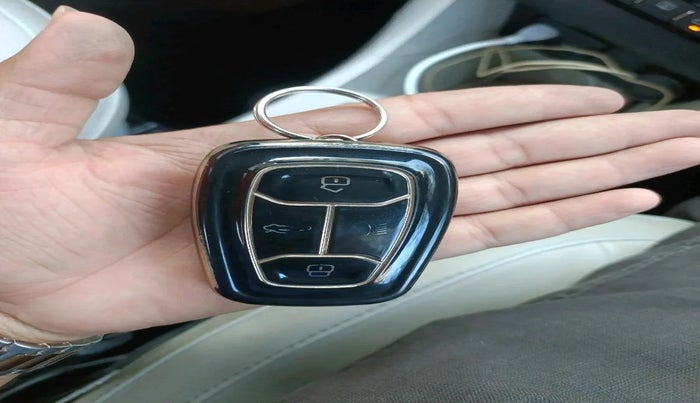 2024 Tata TIAGO EV XZ PLUS TECH LUX LONG RANGE, Electric, Automatic, 32,057 km, interior