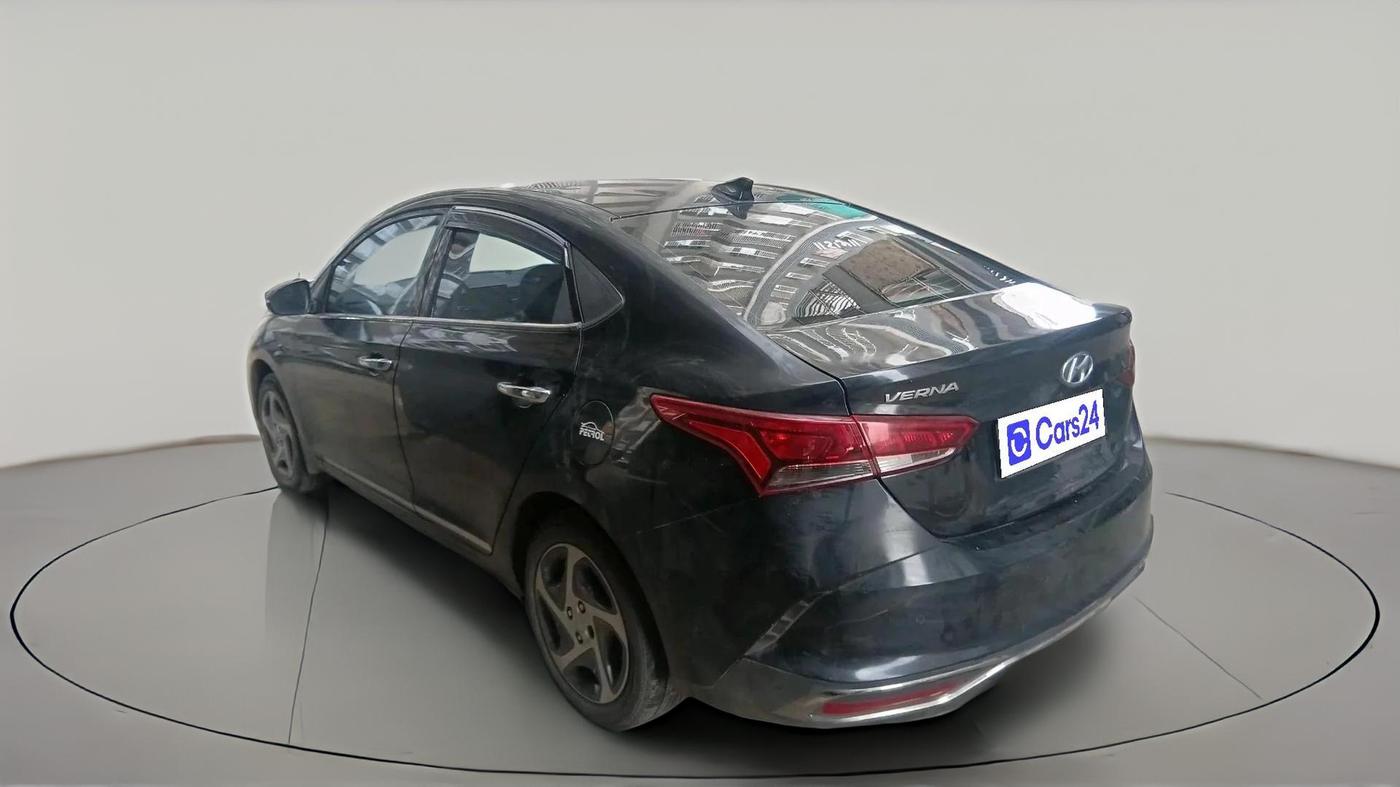 2022 Hyundai Verna S PLUS 1.5 VTVT, CNG, Manual, 1,37,599 km, exterior