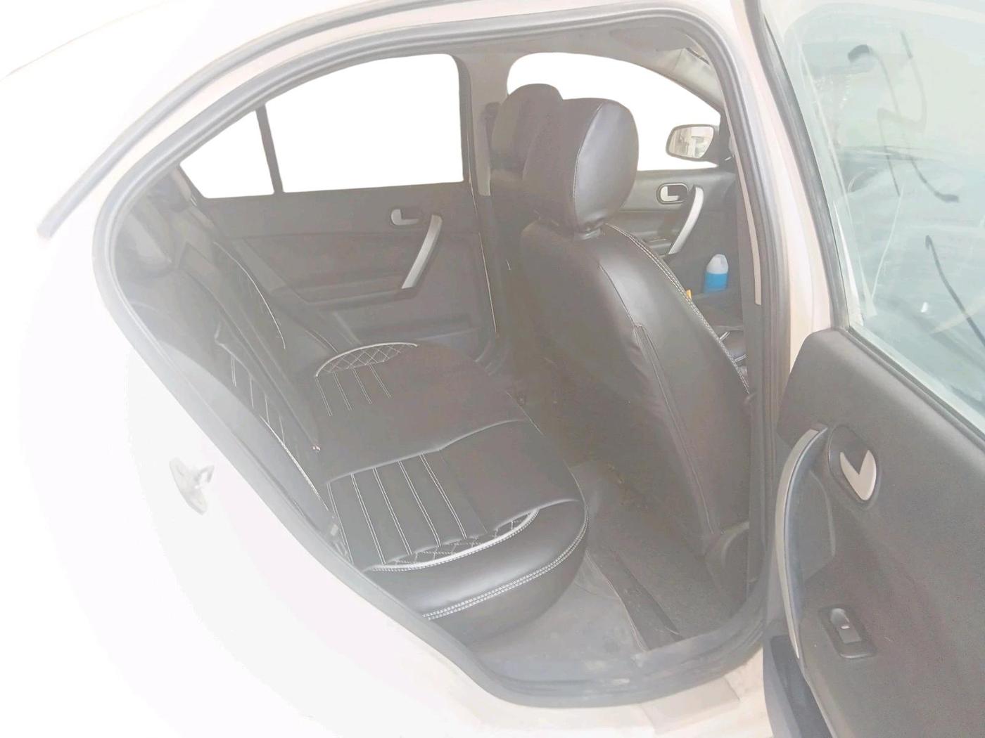 2011 Ford Fiesta Classic CLXI 1.4 DIESEL, Diesel, Manual, 1,38,001 km, interior
