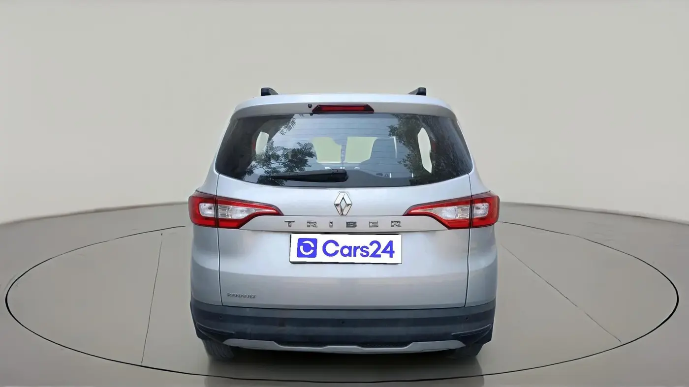 2023 Renault TRIBER RXZ AMT, Petrol, Automatic, 13,094 km, exterior