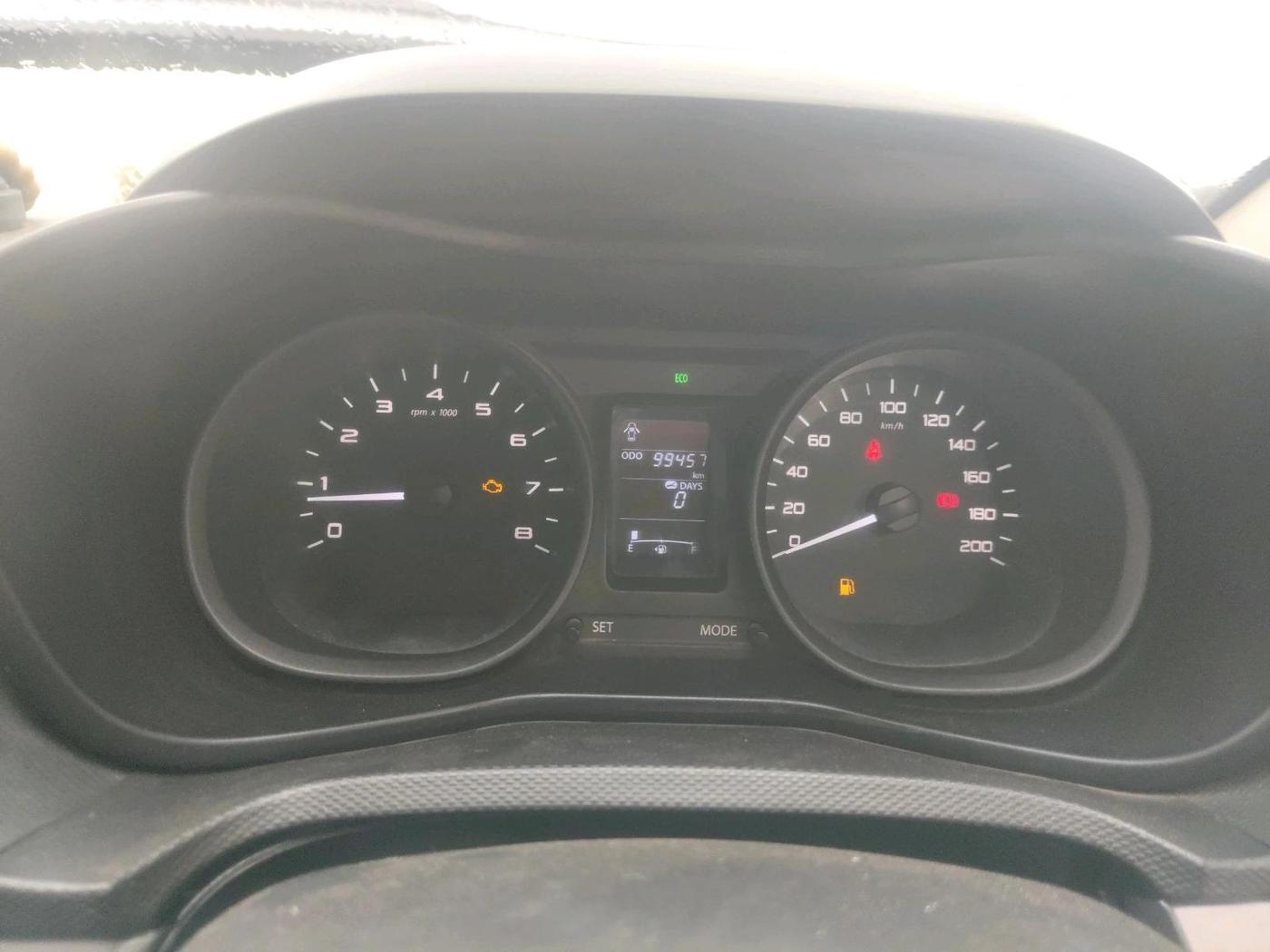 2018 Tata NEXON XM PETROL, CNG, Manual, 99,457 km, interior