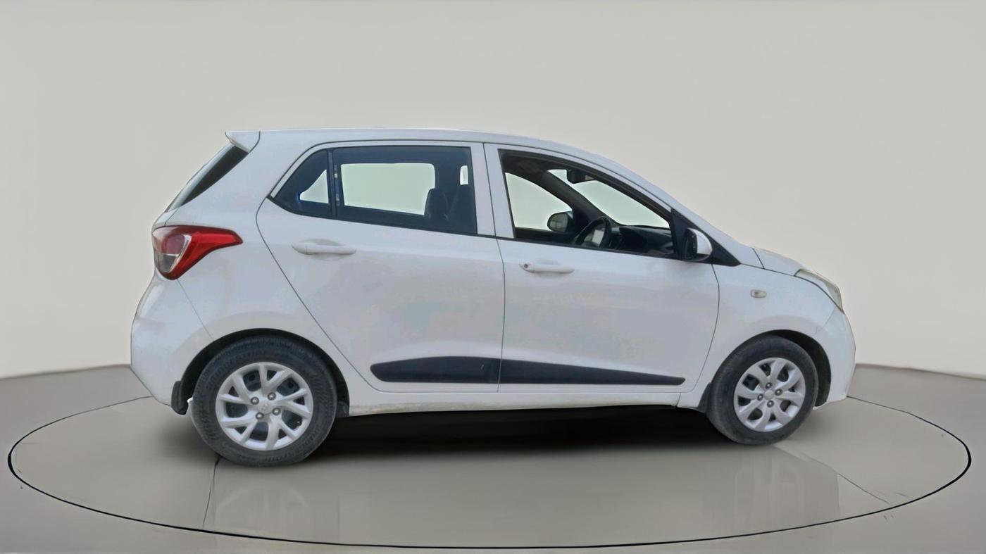2017 Hyundai Grand i10 MAGNA U2 1.2 CRDI, Diesel, Manual, 1,00,001 km, exterior