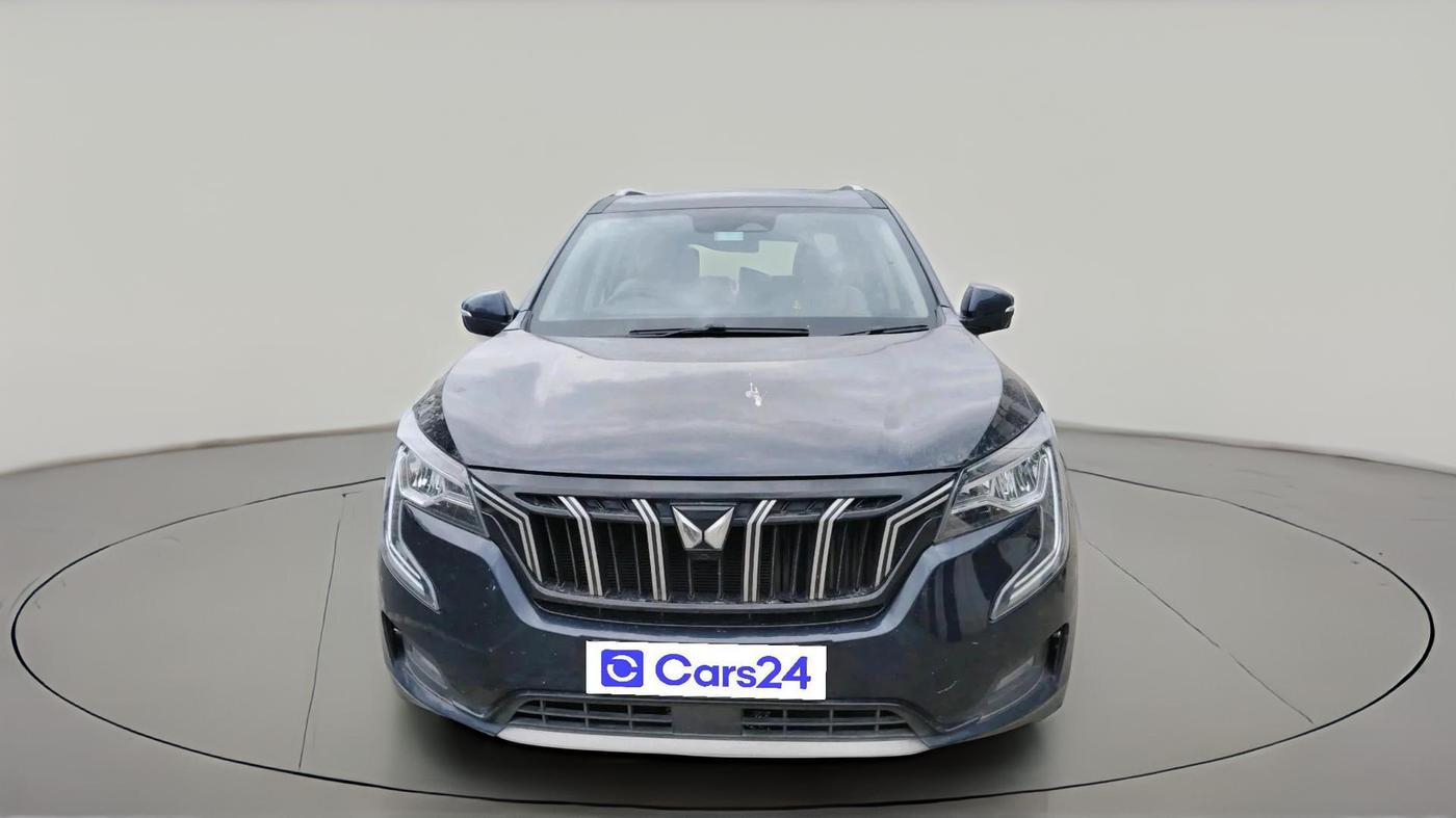 2025 Mahindra XUV700 AX 7 LUXURY D AT 7 STR, Diesel, Automatic, 26,233 km, exterior