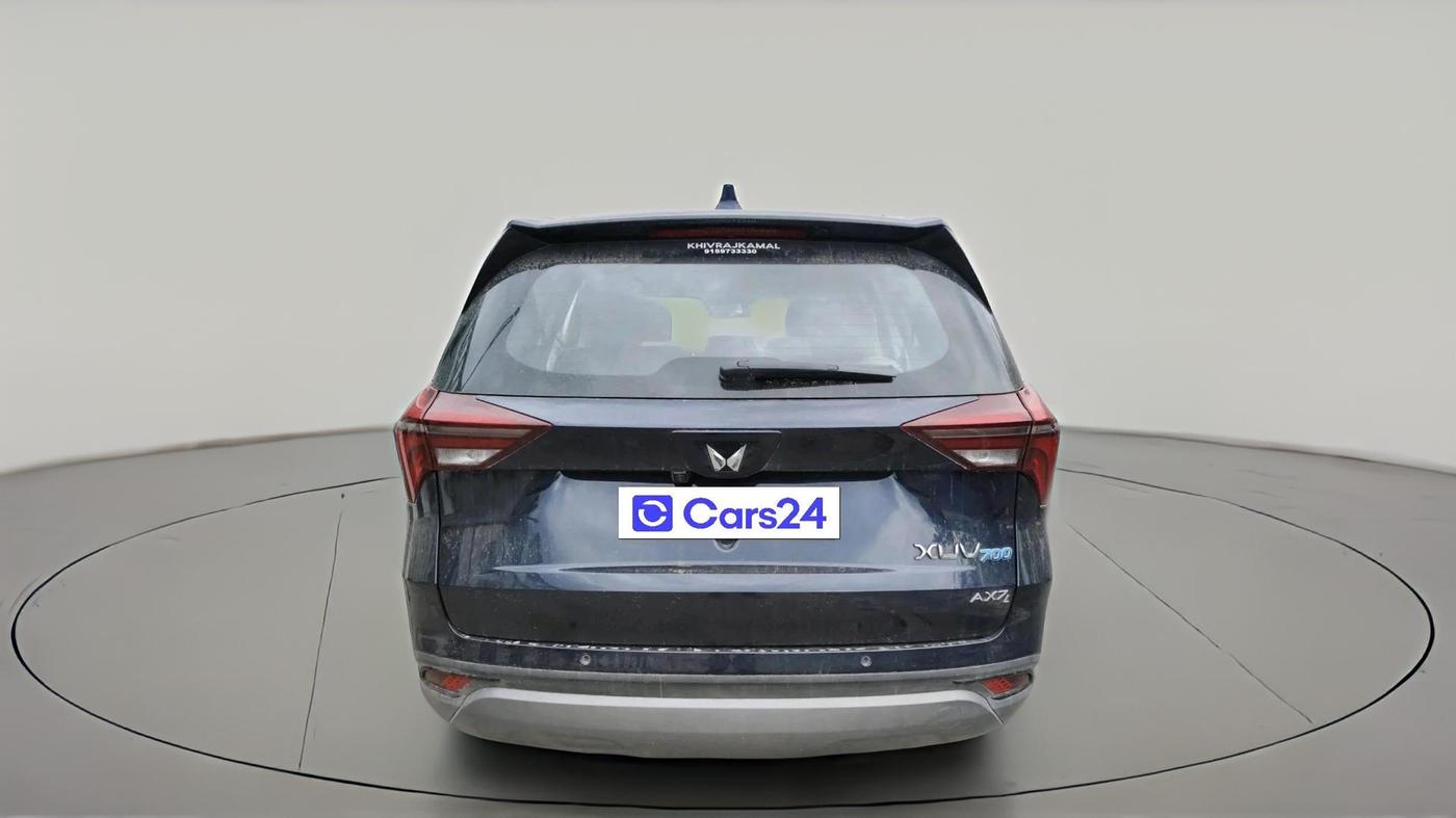 2025 Mahindra XUV700 AX 7 LUXURY D AT 7 STR, Diesel, Automatic, 26,233 km, exterior