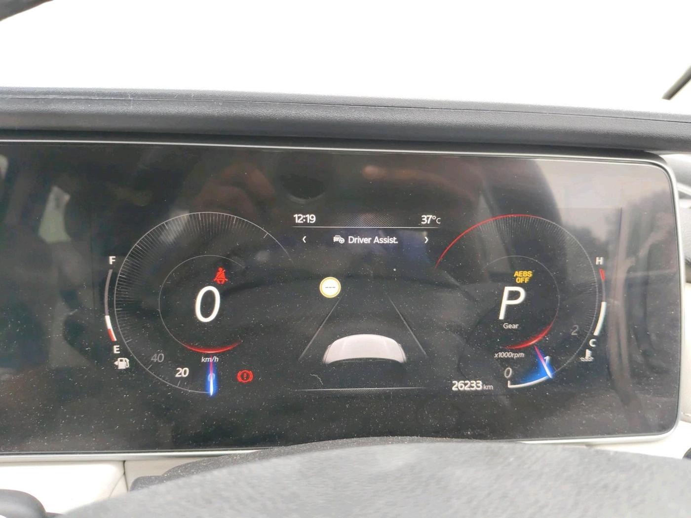 2025 Mahindra XUV700 AX 7 LUXURY D AT 7 STR, Diesel, Automatic, 26,233 km, interior