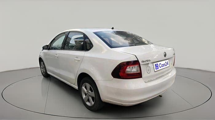 2016 Skoda Rapid AMBITION 1.5 TDI AT, Diesel, Automatic, 98,318 km, exterior