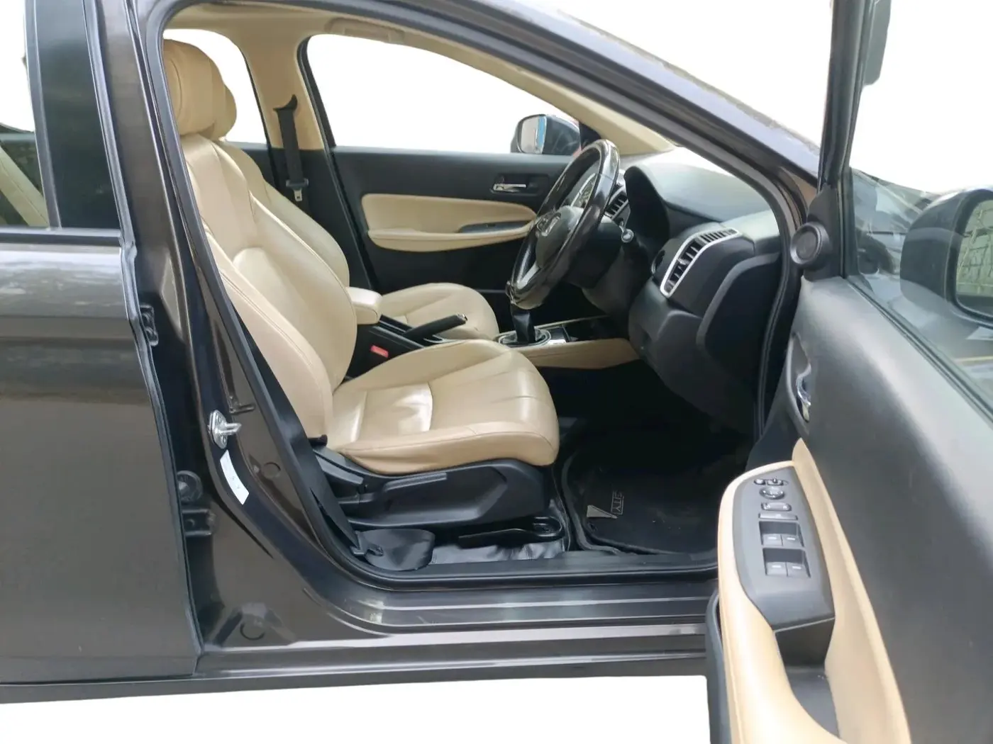 2021 Honda City 1.5L I-VTEC ZX, Petrol, Manual, 1,00,804 km, interior