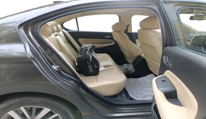 2021 Honda City 1.5L I-VTEC ZX, Petrol, Manual, 1,00,804 km, interior