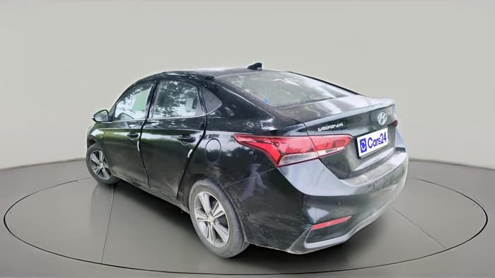2017 Hyundai Verna 1.6 CRDI SX + AT, Diesel, Automatic, 86,675 km, exterior