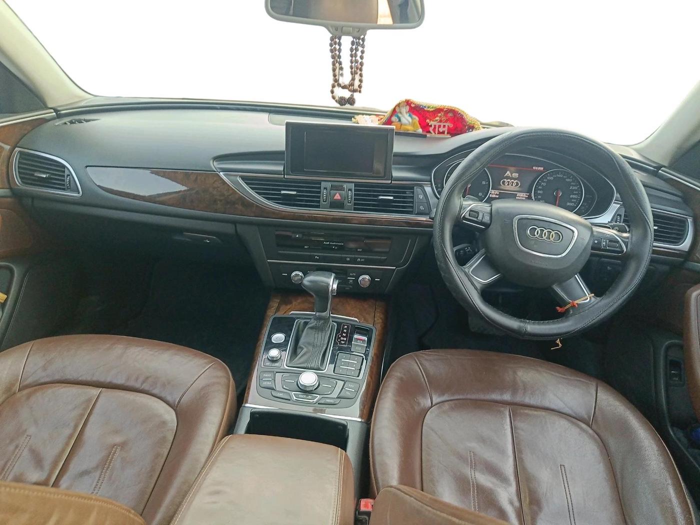 2013 Audi A6 2.0 TDI PREMIUM, Diesel, Automatic, 1,04,018 km, interior