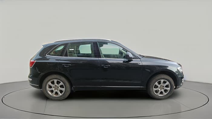 2013 Audi Q5 2.0 TDI QUATTRO, Diesel, Automatic, 1,33,177 km, exterior