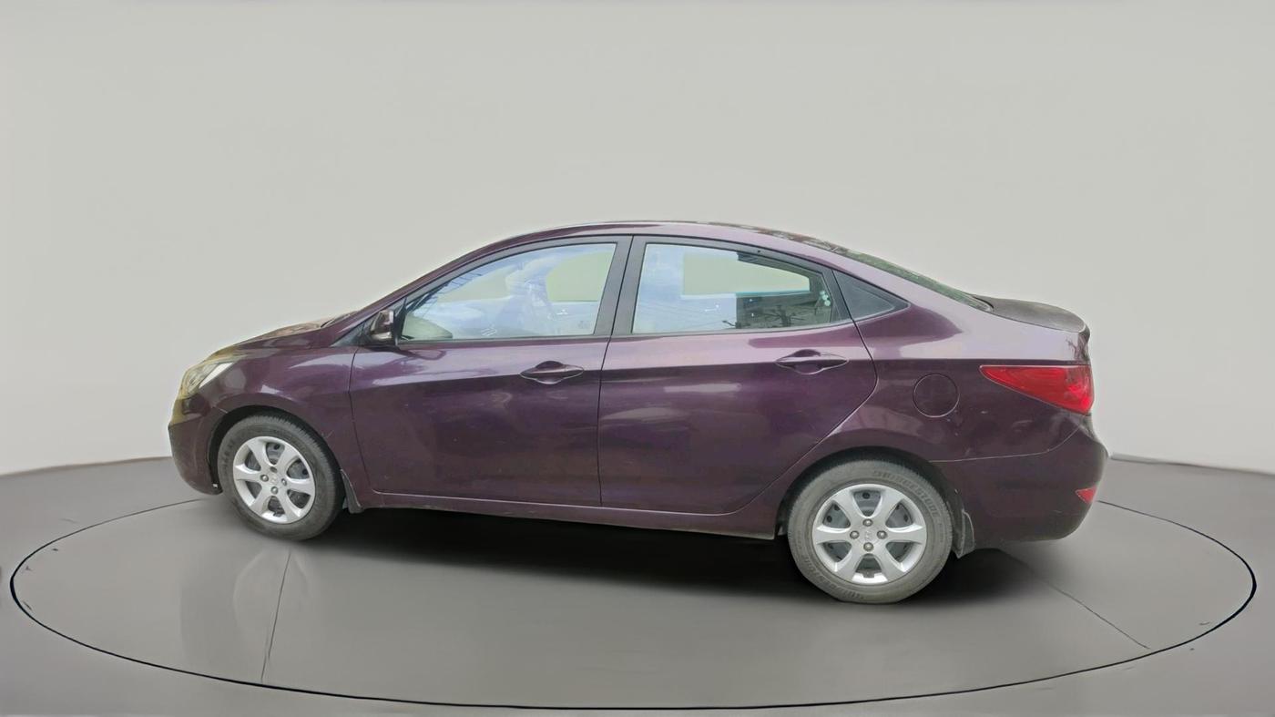 2013 Hyundai Verna FLUIDIC 1.6 CRDI EX, Diesel, Manual, 2,42,663 km, exterior