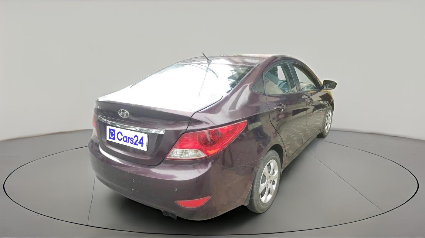 2013 Hyundai Verna FLUIDIC 1.6 CRDI EX, Diesel, Manual, 2,42,663 km, exterior