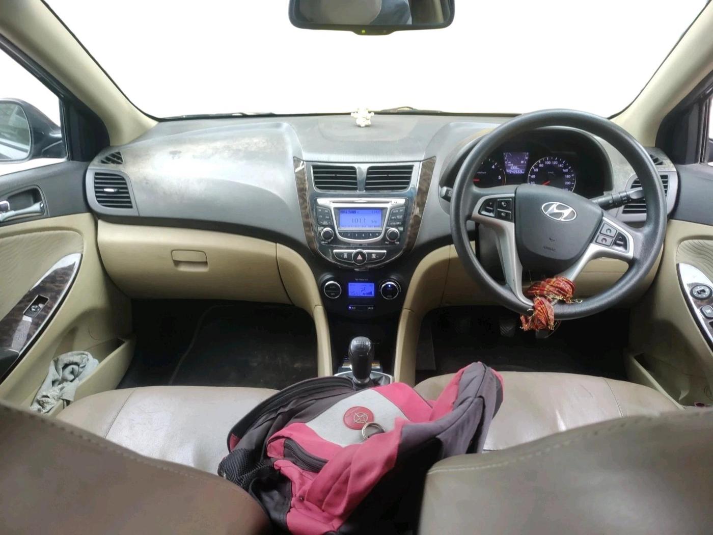 2013 Hyundai Verna FLUIDIC 1.6 CRDI EX, Diesel, Manual, 2,42,663 km, interior