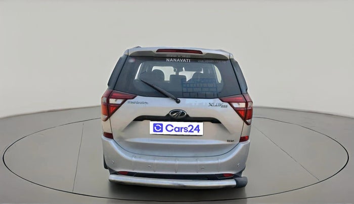 2018 Mahindra XUV500 W9, Diesel, Manual, 1,81,703 km, exterior