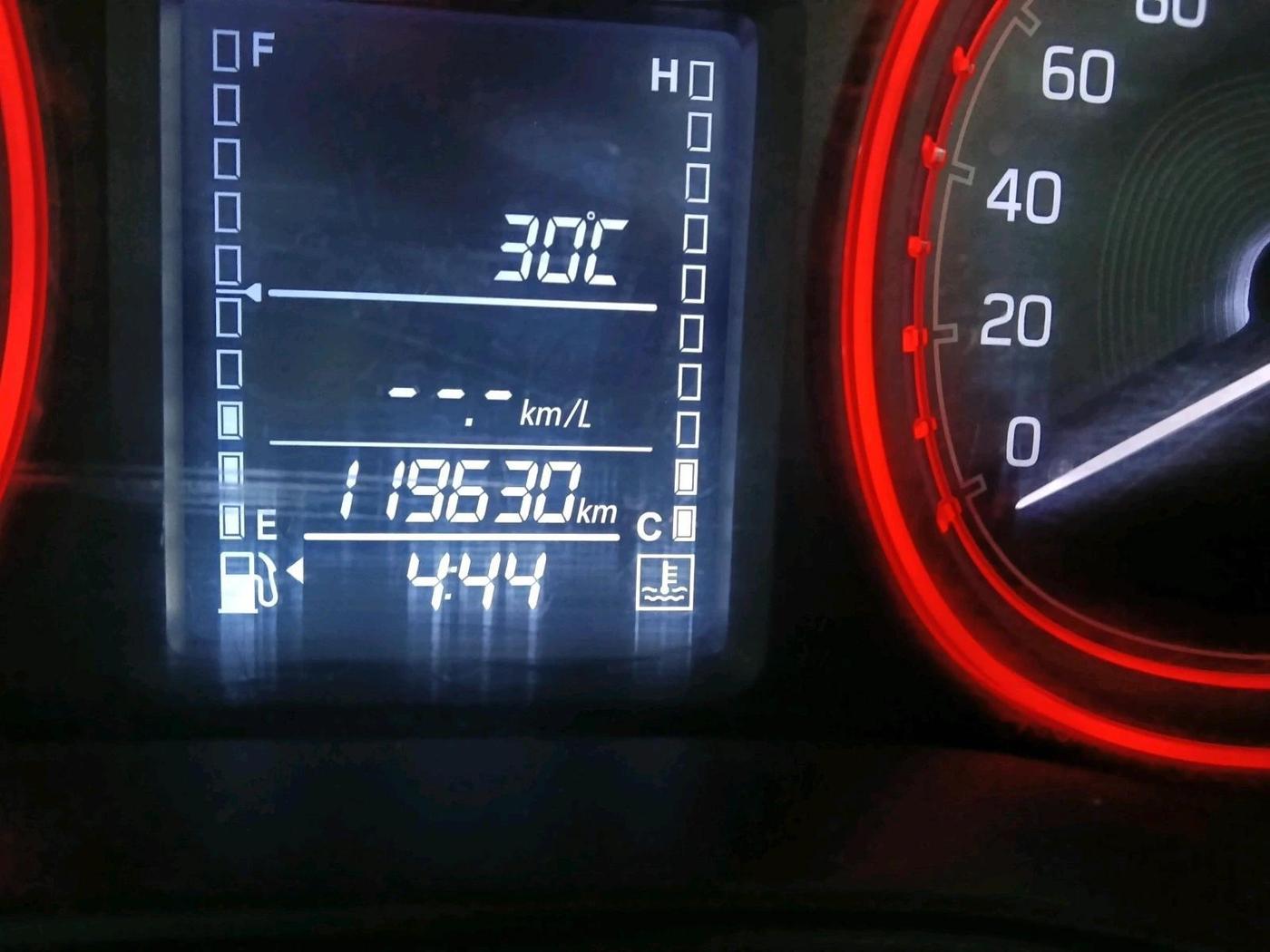 2017 Maruti Vitara Brezza ZDI PLUS, Diesel, Manual, 1,19,630 km, interior