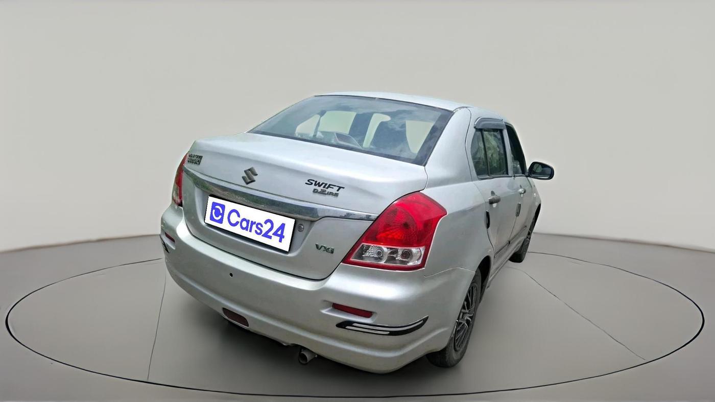 2011 Maruti Swift Dzire LXI, CNG, Manual, 1,00,350 km, exterior