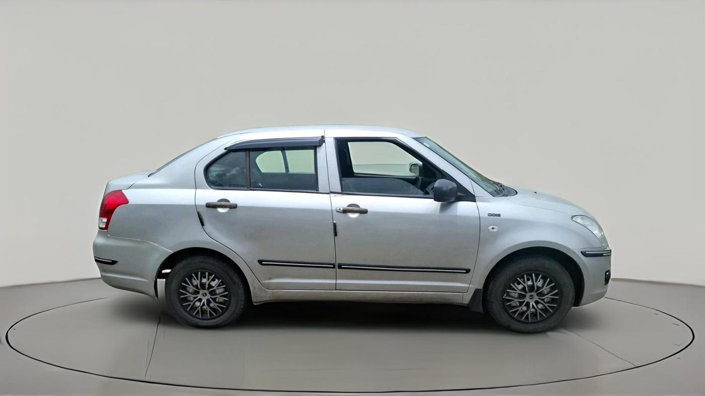 2011 Maruti Swift Dzire LXI, CNG, Manual, 1,00,350 km, exterior