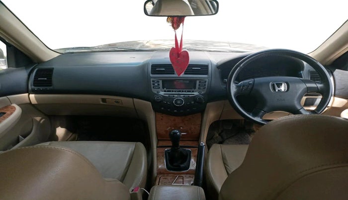 2004 Honda Accord 2.4 LVTI-L MT, Petrol, Manual, 90,462 km, interior