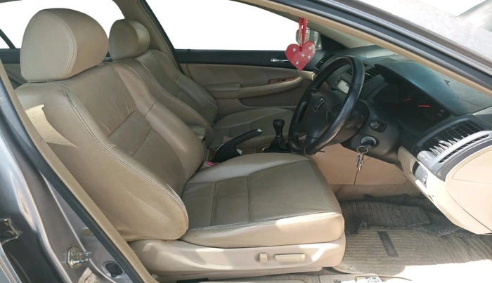 2004 Honda Accord 2.4 LVTI-L MT, Petrol, Manual, 90,462 km, interior