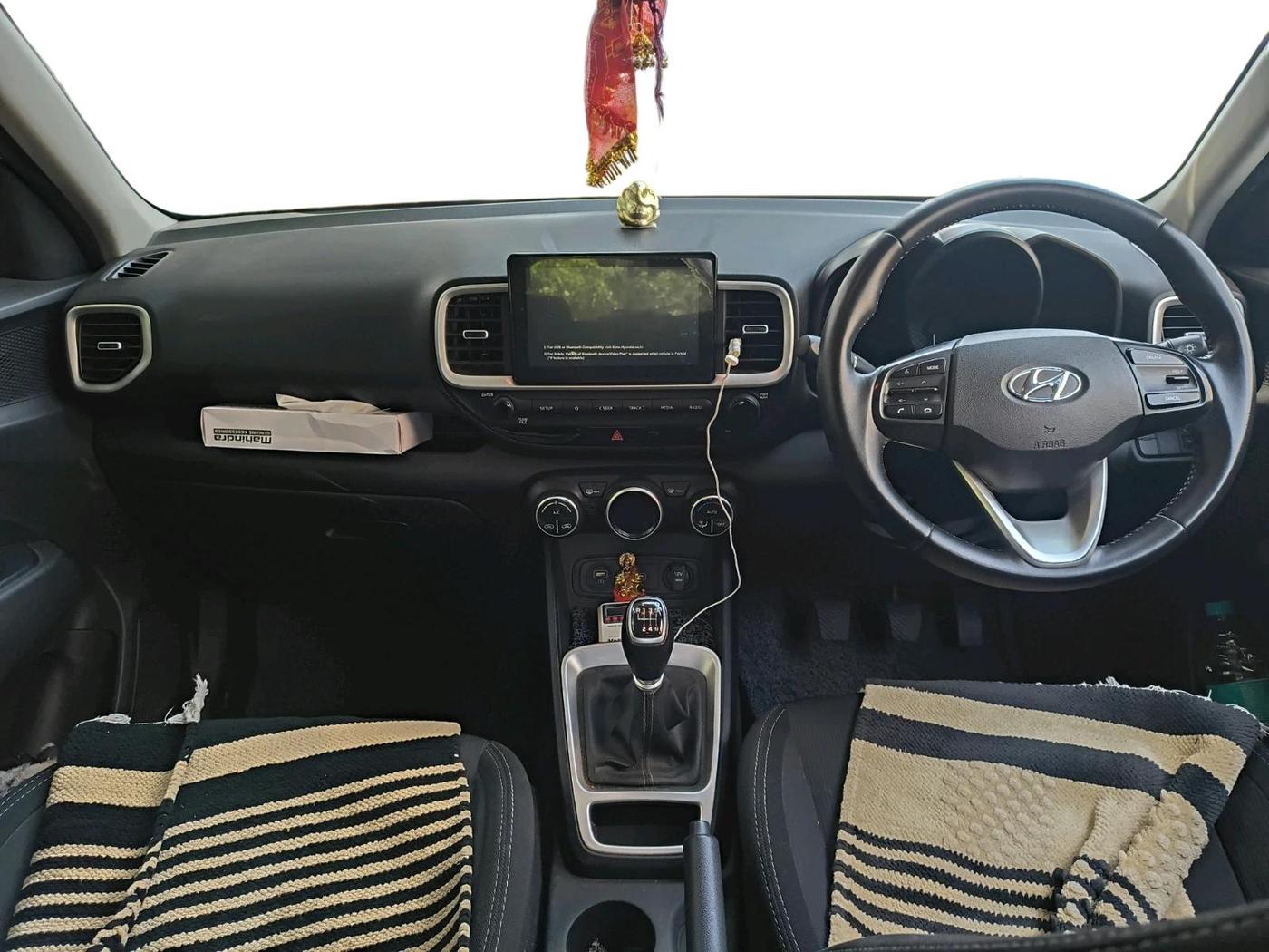 2021 Hyundai VENUE SX 1.0 TURBO, Petrol, Manual, 65,611 km, interior