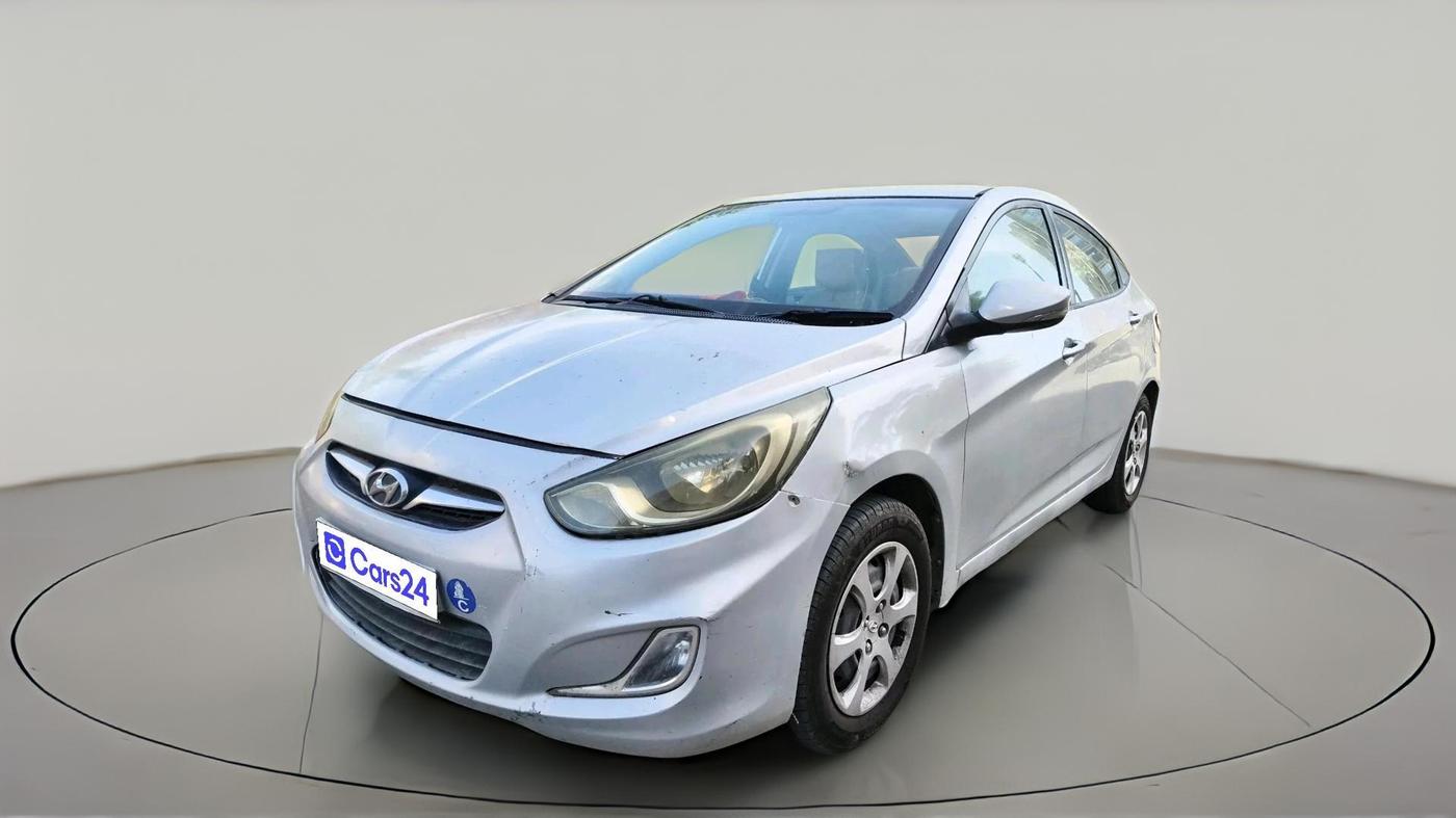 2012 Hyundai Verna FLUIDIC 1.6 VTVT EX, CNG, Manual, 1,09,202 km, exterior