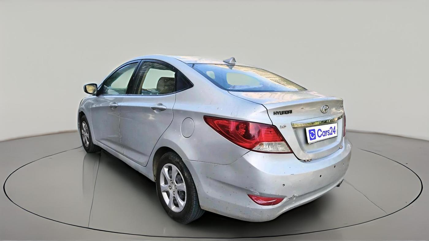 2012 Hyundai Verna FLUIDIC 1.6 VTVT EX, CNG, Manual, 1,09,202 km, exterior