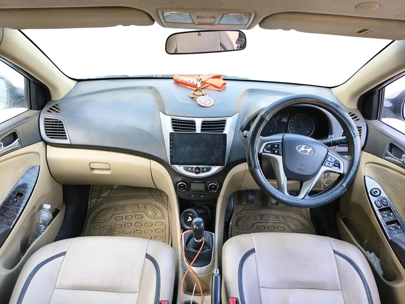 2012 Hyundai Verna FLUIDIC 1.6 VTVT EX, CNG, Manual, 1,09,202 km, interior