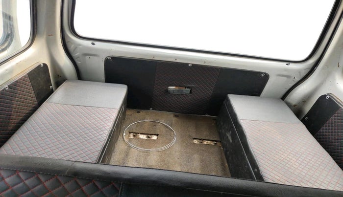 2017 Maruti Eeco 5 STR WITH A/C+HTR, CNG, Manual, 1,31,956 km, interior