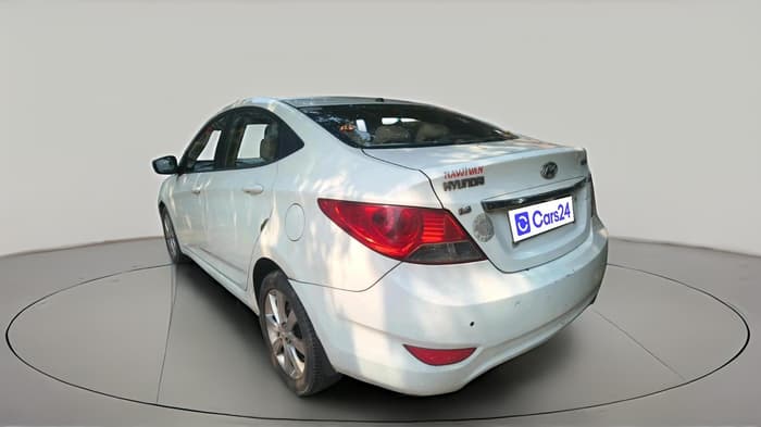 2012 Hyundai Verna FLUIDIC 1.6 CRDI SX, Diesel, Manual, 1,15,073 km, exterior