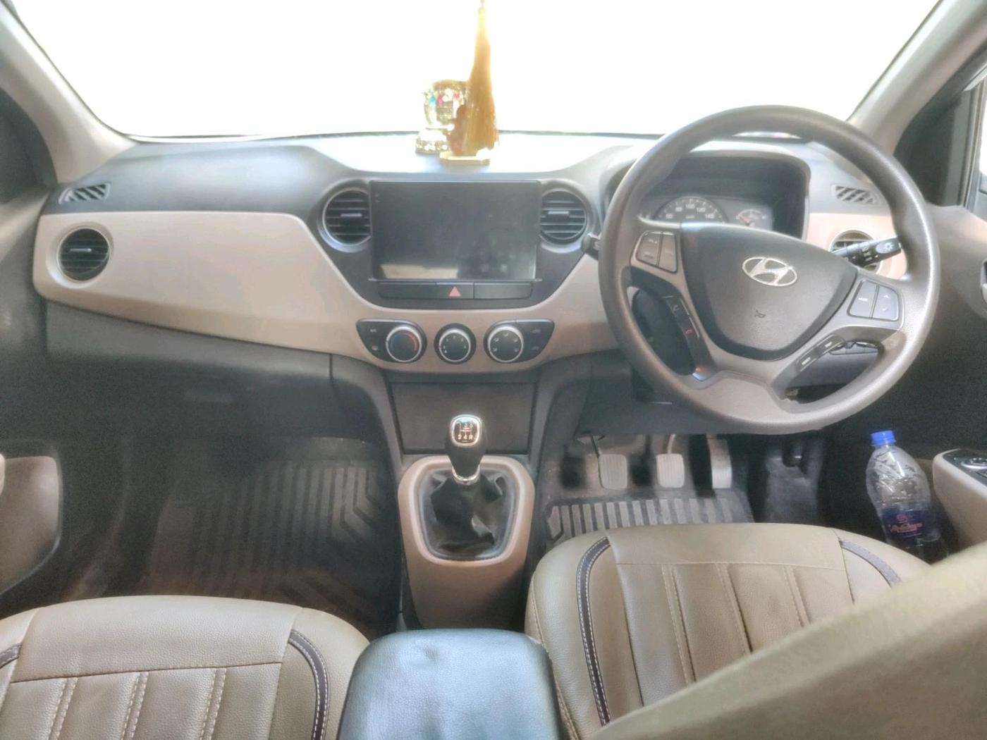 2014 Hyundai Xcent S 1.2, Petrol, Manual, 28,742 km, interior