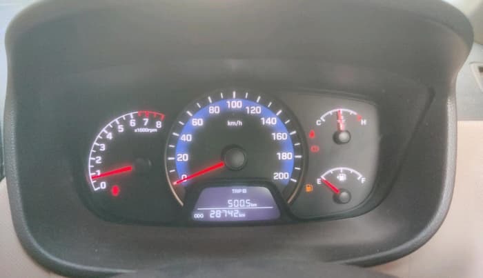 2014 Hyundai Xcent S 1.2, Petrol, Manual, 28,742 km, interior