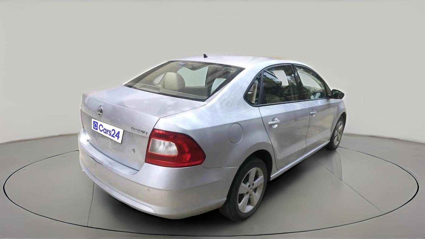 2016 Skoda Rapid 1.5 TDI CR STYLE PLUS AT, Diesel, Automatic, 1,61,076 km, exterior