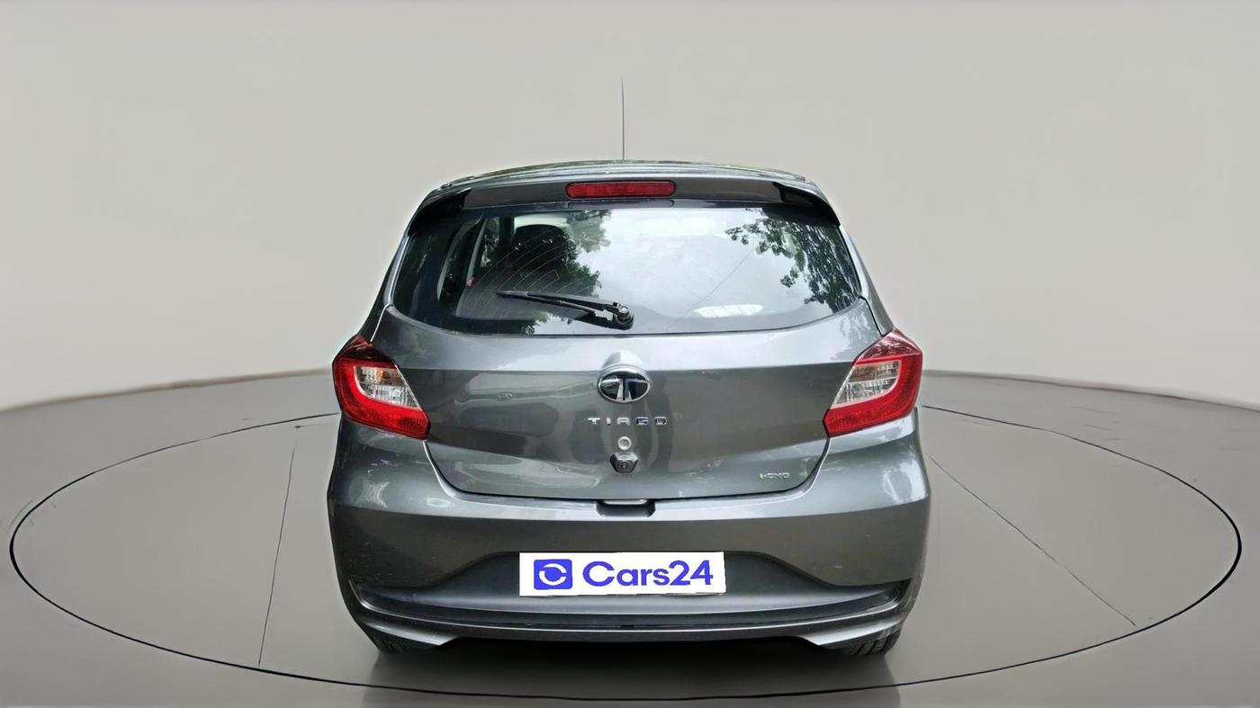 2024 Tata Tiago  XZA Plus CNG, CNG, Automatic, 44,289 km, exterior