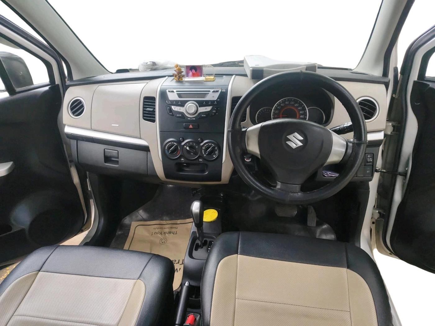 2016 Maruti Wagon R 1.0 VXI AMT, Petrol, Automatic, 23,863 km, interior