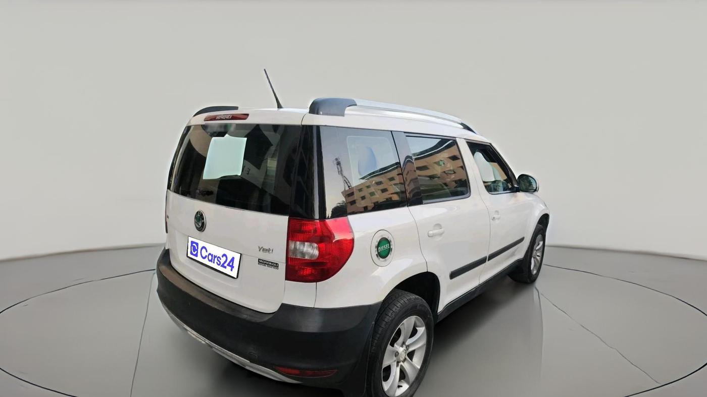 2012 Skoda Yeti AMBITION 2.0 TDI CR 4X2, Diesel, Manual, 2,30,759 km, exterior