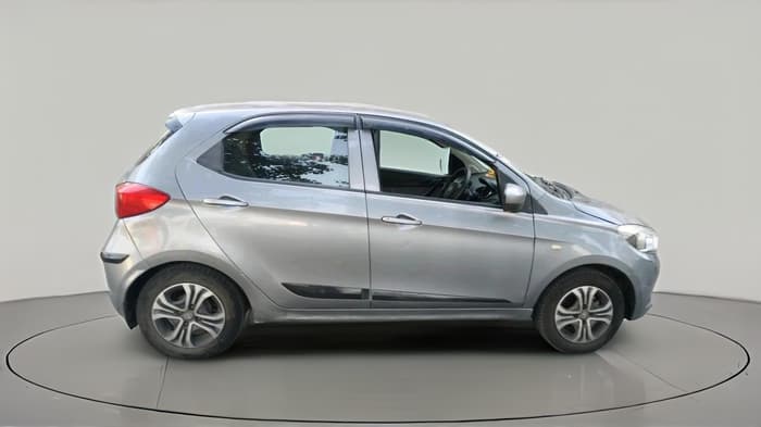 2019 Tata Tiago XZ PETROL, CNG, Manual, 71,112 km, exterior