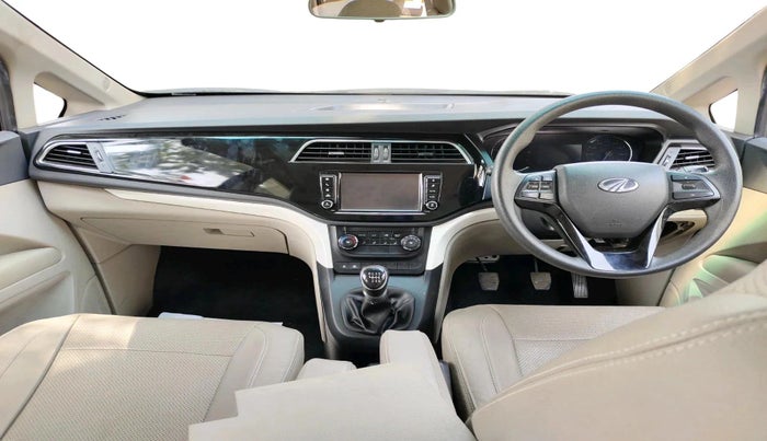 2020 Mahindra MARAZZO M6 8 STR, Diesel, Manual, 67,251 km, interior