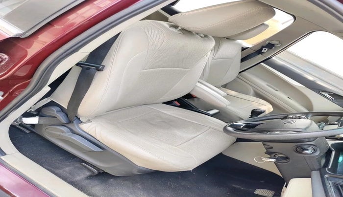 2020 Mahindra MARAZZO M6 8 STR, Diesel, Manual, 67,251 km, interior