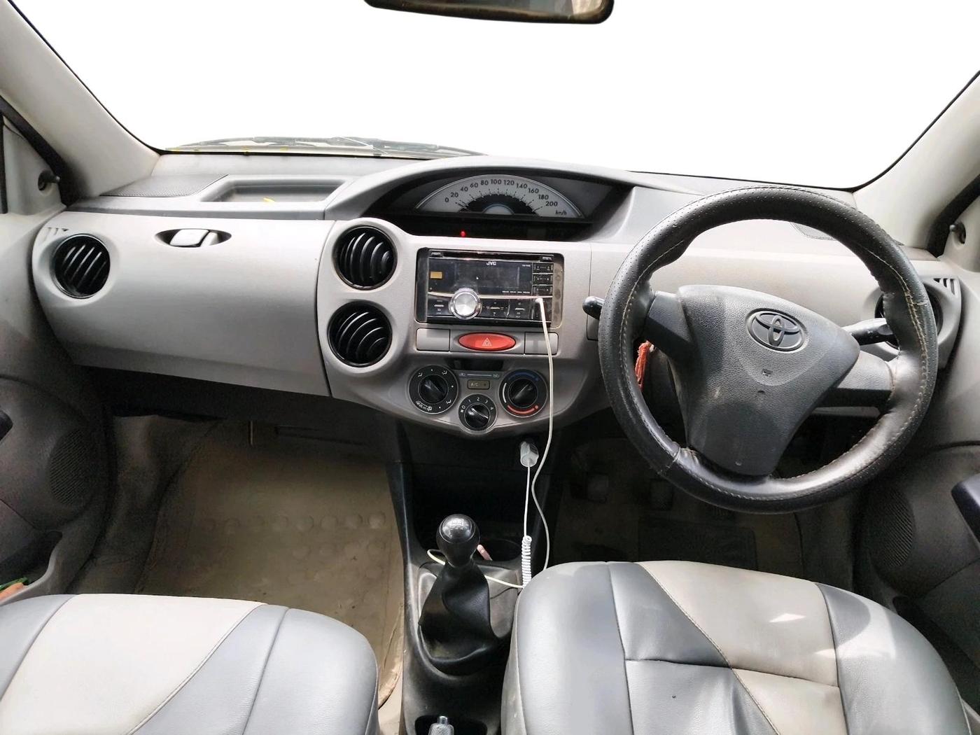 2011 Toyota Etios G, Petrol, Manual, 1,08,649 km, interior