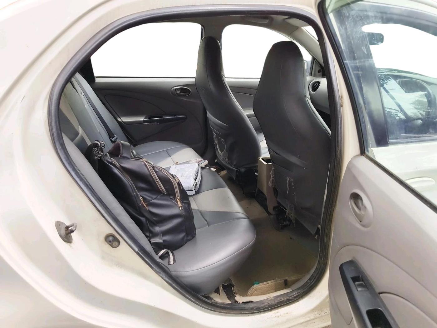 2011 Toyota Etios G, Petrol, Manual, 1,08,649 km, interior