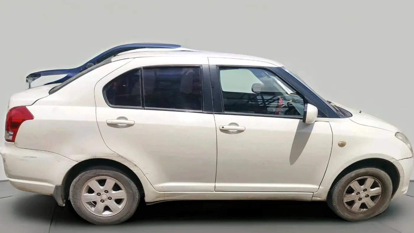 2011 Maruti Swift Dzire ZXI, CNG, Manual, 1,12,963 km, exterior
