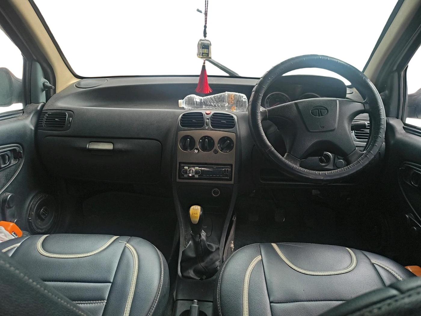 2014 Tata Indica EV2 LS, Diesel, Manual, 1,48,880 km, interior