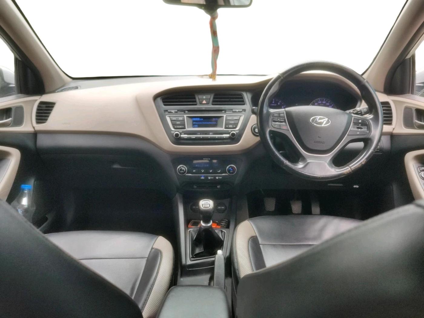 2014 Hyundai Elite i20 ASTA 1.2, Petrol, Manual, 62,733 km, interior